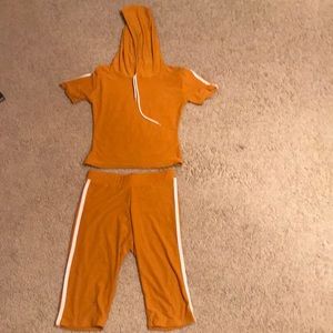 Matching set, 96% polyester 4% spandex